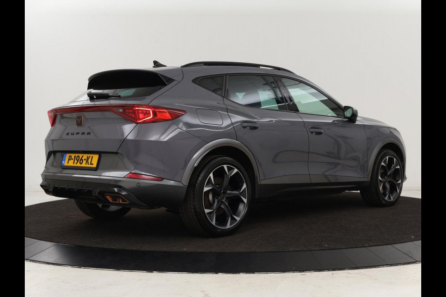 CUPRA Formentor 1.4 e-Hybrid VZ Performance | 245 PK | Stoel & stuurverwarming | Adaptive cruise | Camera | Carplay | Sfeerverlichting | Keyless | Navigatie | Sportstoelen | Full LED | PHEV