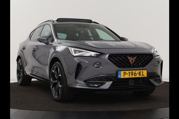 CUPRA Formentor 1.4 e-Hybrid VZ Performance | 245 PK | Stoel & stuurverwarming | Adaptive cruise | Camera | Carplay | Sfeerverlichting | Keyless | Navigatie | Sportstoelen | Full LED | PHEV