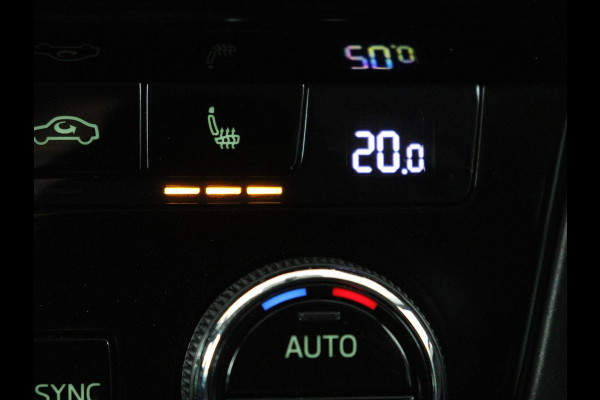 Škoda Octavia 1.5 TSI Business Edition | Stoelverwarming | Trekhaak | Carplay | Parkeerhulp | Navigatie | Verwarmde voorruit | Climate control | Cruise control