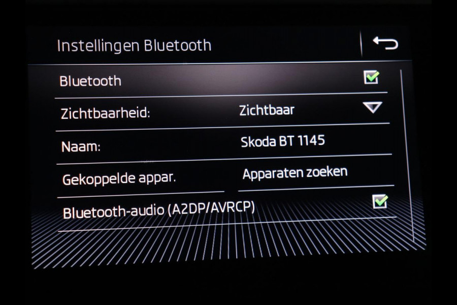 Škoda Octavia 1.5 TSI Business Edition | Stoelverwarming | Trekhaak | Carplay | Parkeerhulp | Navigatie | Verwarmde voorruit | Climate control | Cruise control
