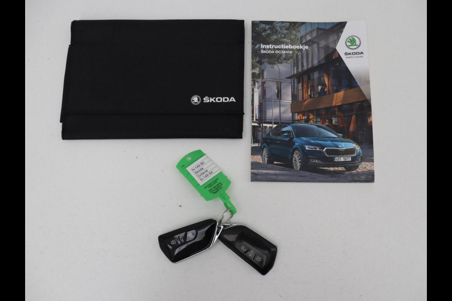 Škoda Octavia 1.0 e-TSI Business Edition | Trekhaak | Camera | Sfeerverlichting | Carplay | Navigatie | Side Assist | Climate control | Digital Cockpit | Full LED