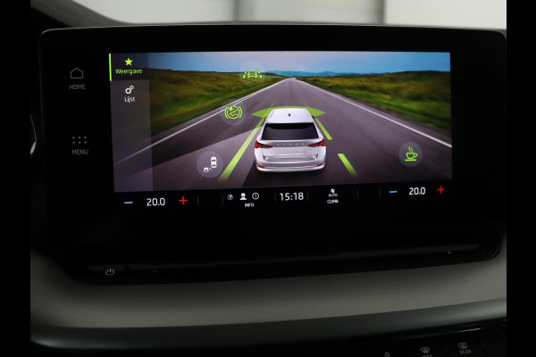 Škoda Octavia 1.0 e-TSI Business Edition | Trekhaak | Camera | Sfeerverlichting | Carplay | Navigatie | Side Assist | Climate control | Digital Cockpit | Full LED