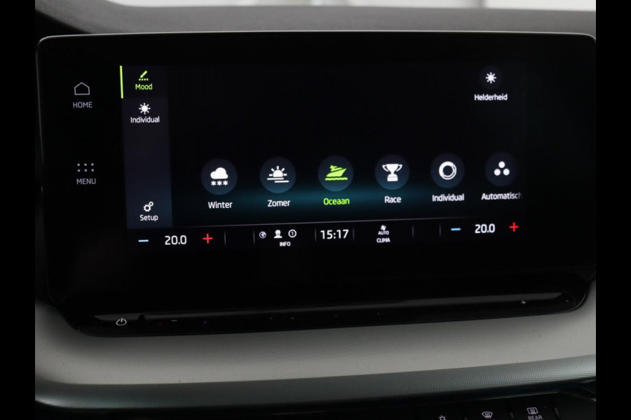 Škoda Octavia 1.0 e-TSI Business Edition | Trekhaak | Camera | Sfeerverlichting | Carplay | Navigatie | Side Assist | Climate control | Digital Cockpit | Full LED