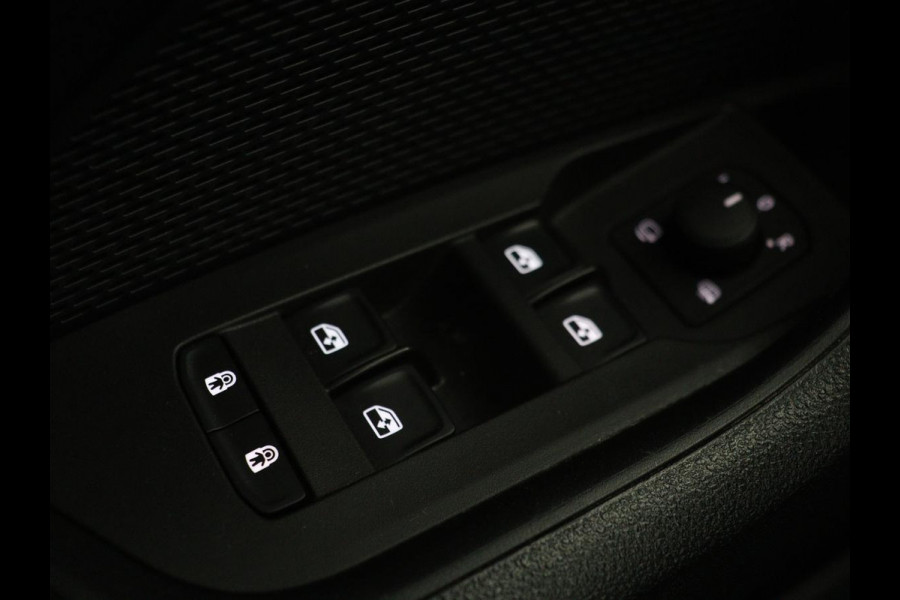 Škoda Octavia 1.0 e-TSI Business Edition | Trekhaak | Camera | Sfeerverlichting | Carplay | Navigatie | Side Assist | Climate control | Digital Cockpit | Full LED