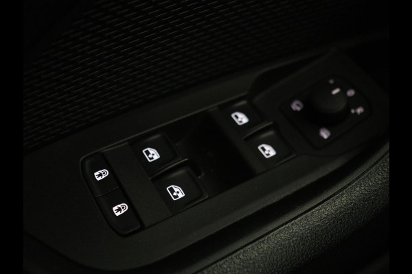 Škoda Octavia 1.0 e-TSI Business Edition | Trekhaak | Camera | Sfeerverlichting | Carplay | Navigatie | Side Assist | Climate control | Digital Cockpit | Full LED