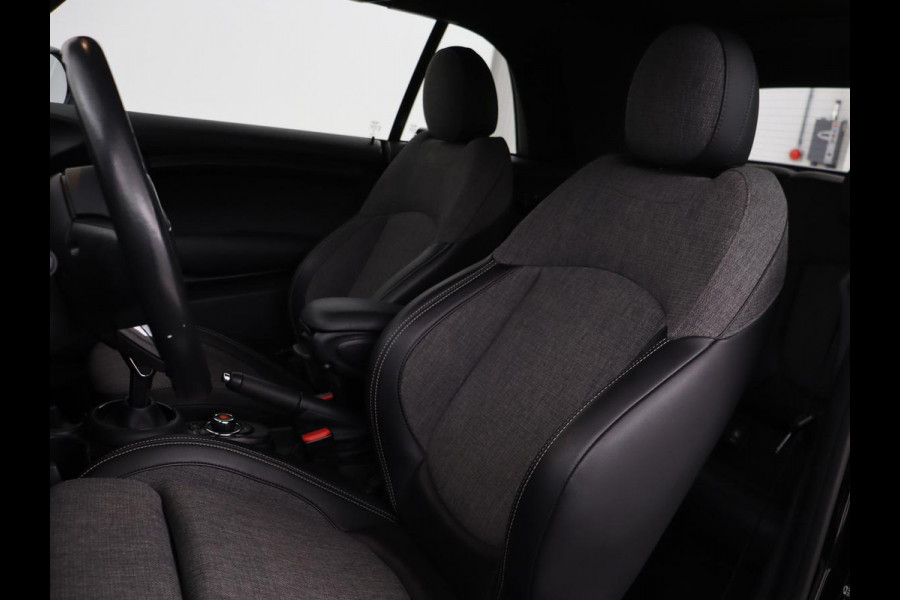 MINI Cabrio 1.5 Cooper Chili | Stoelverwarming | Carplay | Harman/Kardon | Full LED | Keyless | Navigatie | Climate control | Cruise control