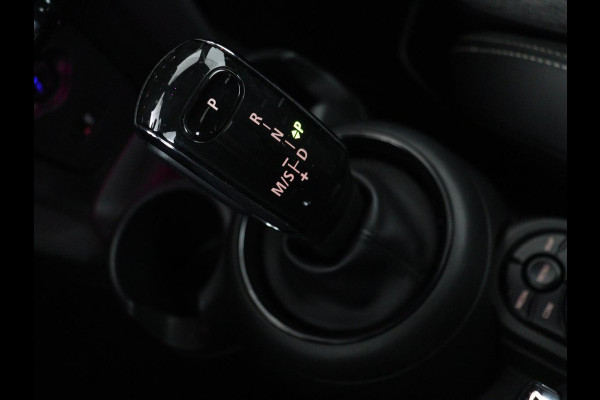 MINI Cabrio 1.5 Cooper Chili | Stoelverwarming | Carplay | Harman/Kardon | Full LED | Keyless | Navigatie | Climate control | Cruise control