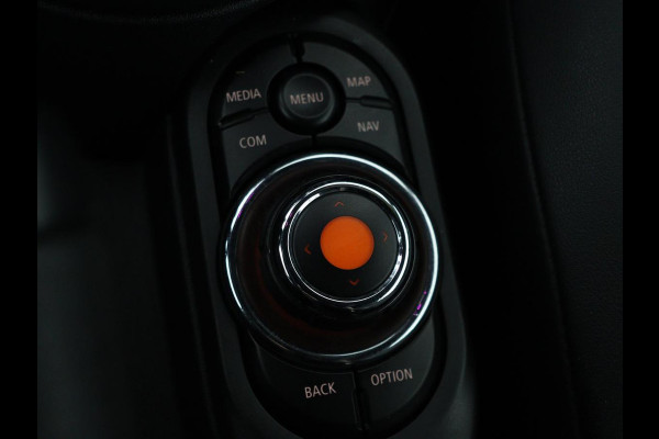 MINI Cabrio 1.5 Cooper Chili | Stoelverwarming | Carplay | Harman/Kardon | Full LED | Keyless | Navigatie | Climate control | Cruise control