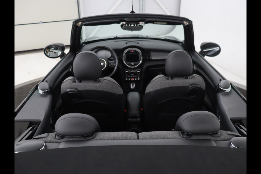 MINI Cabrio 1.5 Cooper Chili | Stoelverwarming | Carplay | Harman/Kardon | Full LED | Keyless | Navigatie | Climate control | Cruise control