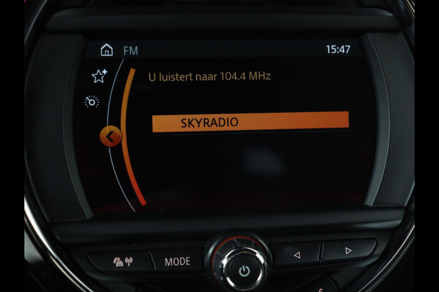 MINI Cabrio 1.5 Cooper Chili | Stoelverwarming | Carplay | Harman/Kardon | Full LED | Keyless | Navigatie | Climate control | Cruise control