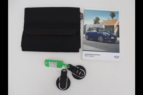 MINI Cabrio 1.5 Cooper Chili | Stoelverwarming | Carplay | Harman/Kardon | Full LED | Keyless | Navigatie | Climate control | Cruise control