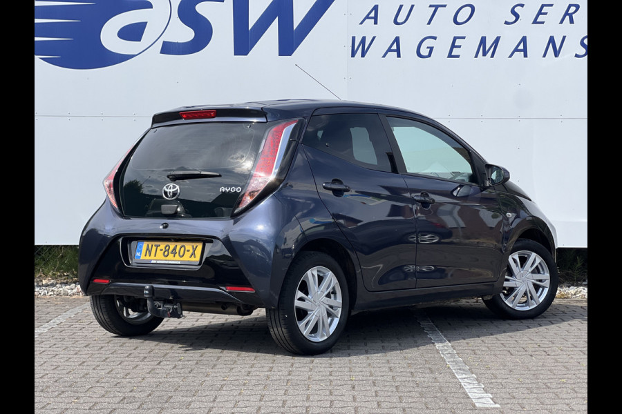Toyota Aygo 1.0 VVT-i x-play | Carplay | Camera | Trekhaak | RIJKLAAR