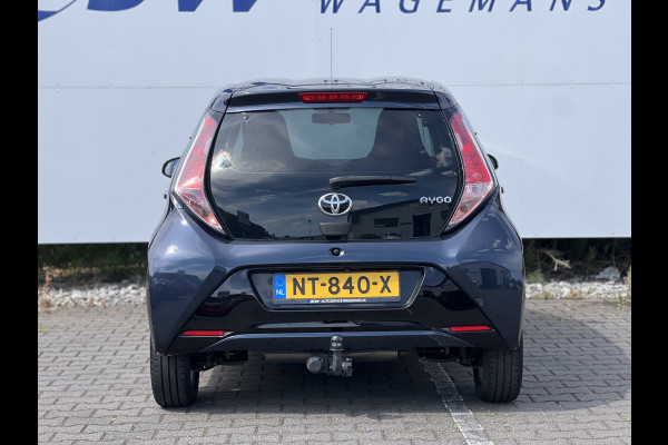 Toyota Aygo 1.0 VVT-i x-play | Carplay | Camera | Trekhaak | RIJKLAAR