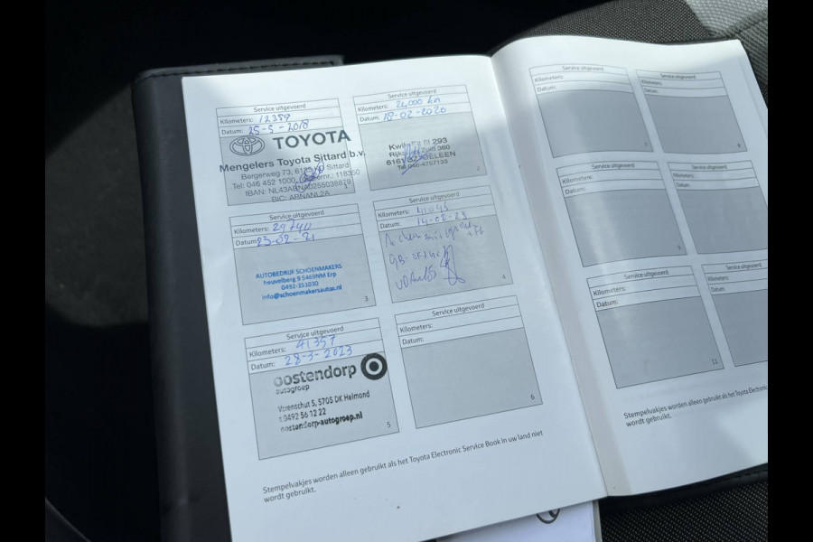 Toyota Aygo 1.0 VVT-i x-play | Carplay | Camera | Trekhaak | RIJKLAAR