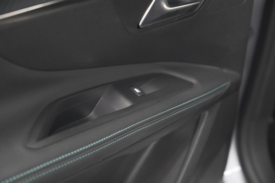 Peugeot 3008 1.6 HYbrid 225 Allure Pack Business | Camera | Navigatie | Apple Carplay | Parkeersensoren