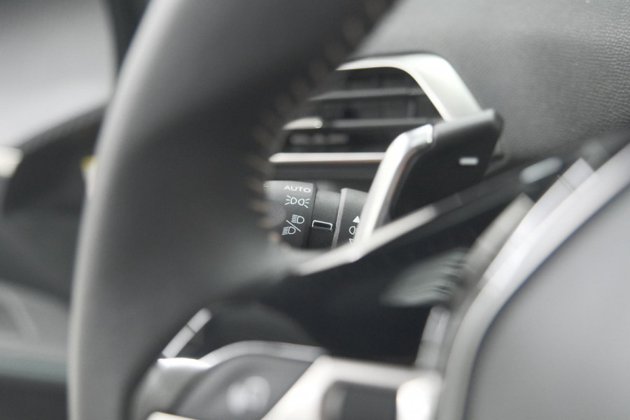 Peugeot 3008 1.6 HYbrid 225 Allure Pack Business | Camera | Navigatie | Apple Carplay | Parkeersensoren