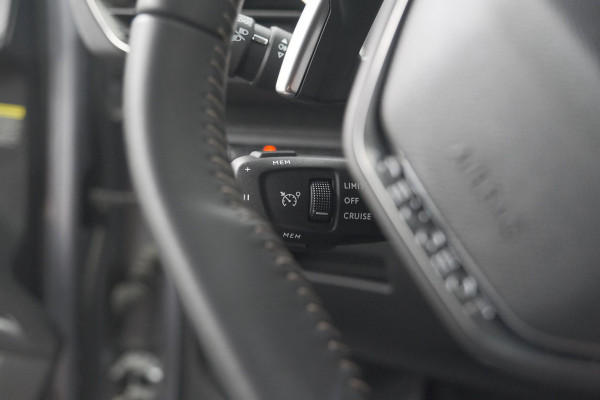 Peugeot 3008 1.6 HYbrid 225 Allure Pack Business | Camera | Navigatie | Apple Carplay | Parkeersensoren