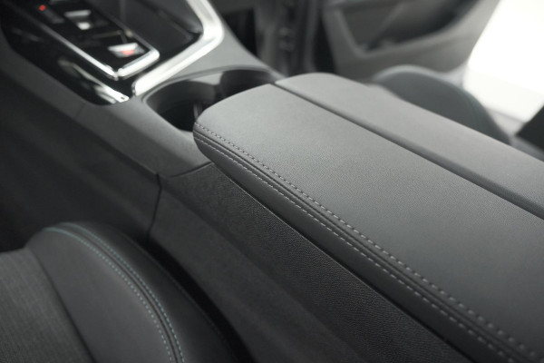 Peugeot 3008 1.6 HYbrid 225 Allure Pack Business | Camera | Navigatie | Apple Carplay | Parkeersensoren