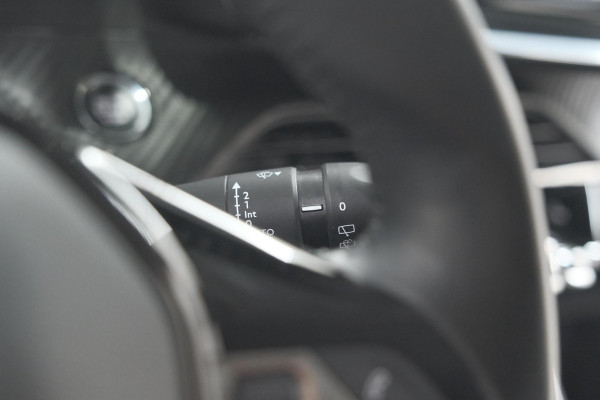 Peugeot 2008 PureTech 130 Allure | Trekhaak | Camera | Navigatie | Parkeersensoren