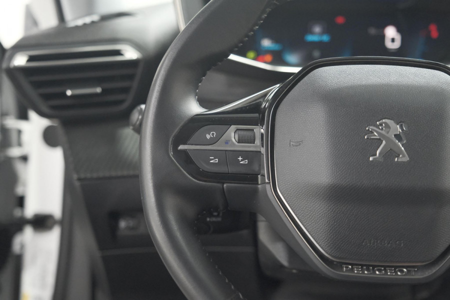 Peugeot 2008 PureTech 130 Allure | Trekhaak | Camera | Navigatie | Parkeersensoren