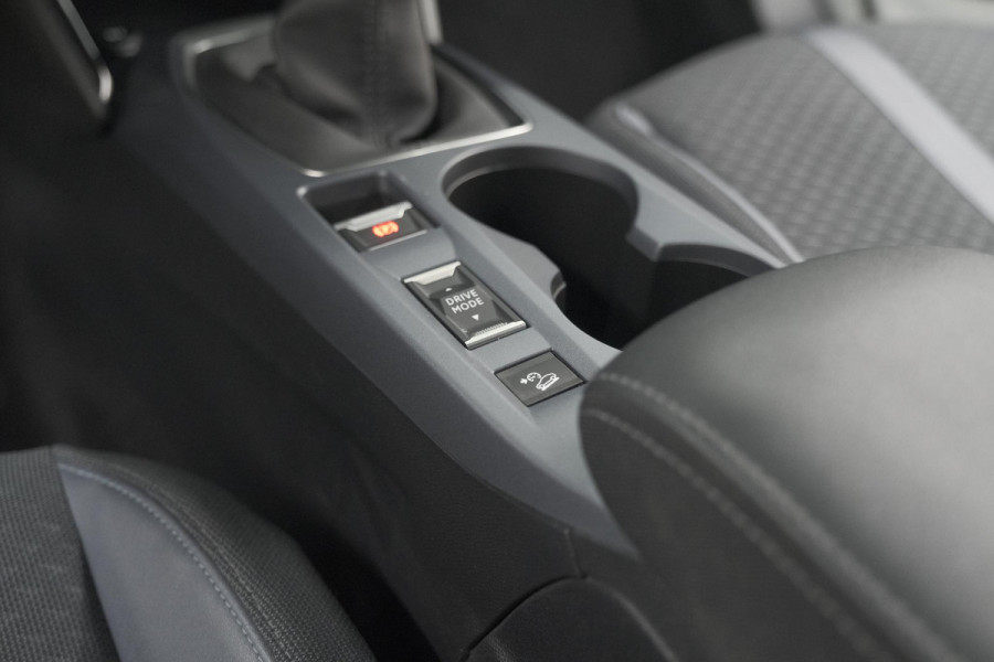 Peugeot 2008 PureTech 130 Allure | Trekhaak | Camera | Navigatie | Parkeersensoren