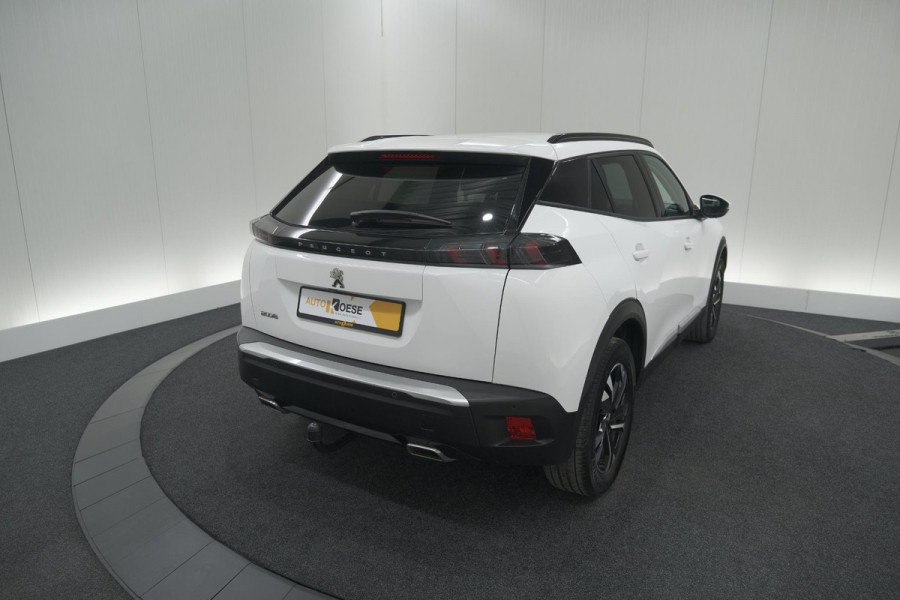 Peugeot 2008 PureTech 130 Allure | Trekhaak | Camera | Navigatie | Parkeersensoren