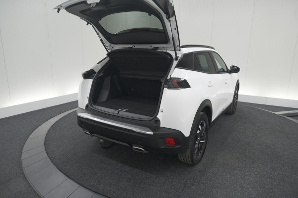 Peugeot 2008 PureTech 130 Allure | Trekhaak | Camera | Navigatie | Parkeersensoren