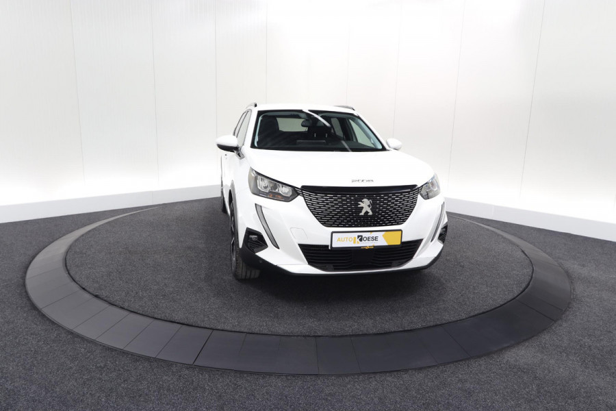 Peugeot 2008 PureTech 130 Allure | Trekhaak | Camera | Navigatie | Parkeersensoren