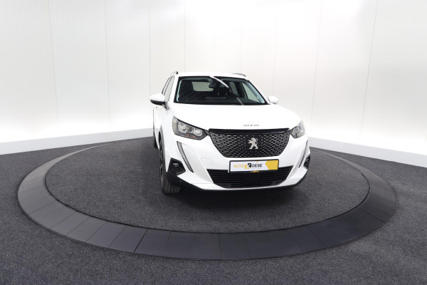Peugeot 2008 PureTech 130 Allure | Trekhaak | Camera | Navigatie | Parkeersensoren
