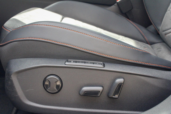 Seat Leon 1.4 TSI eHybrid PHEV FR Business Intense