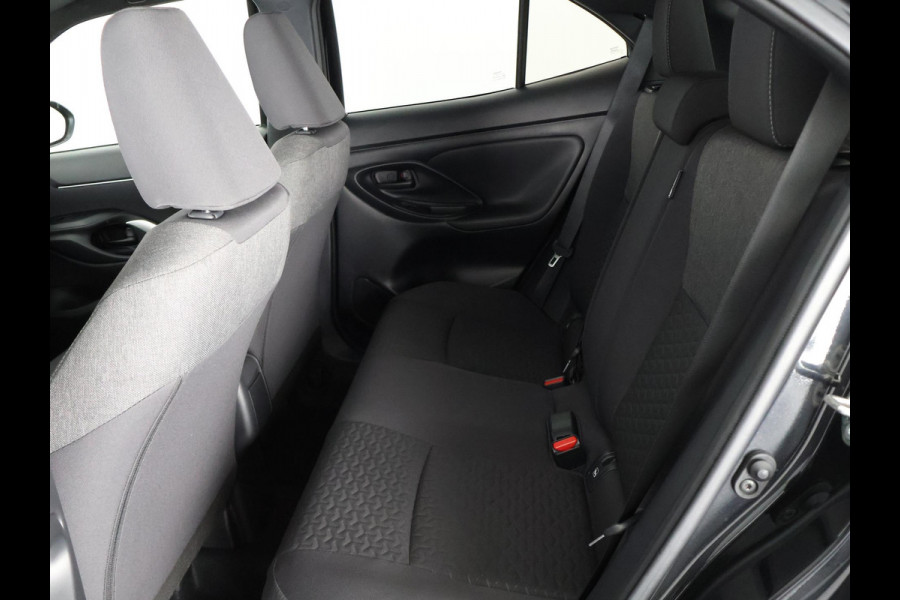 Toyota Yaris Cross 1.5 HYBRID DYNAMIC BUSINESS PLUS NAVI.GARANTIE TOT 3-2034
