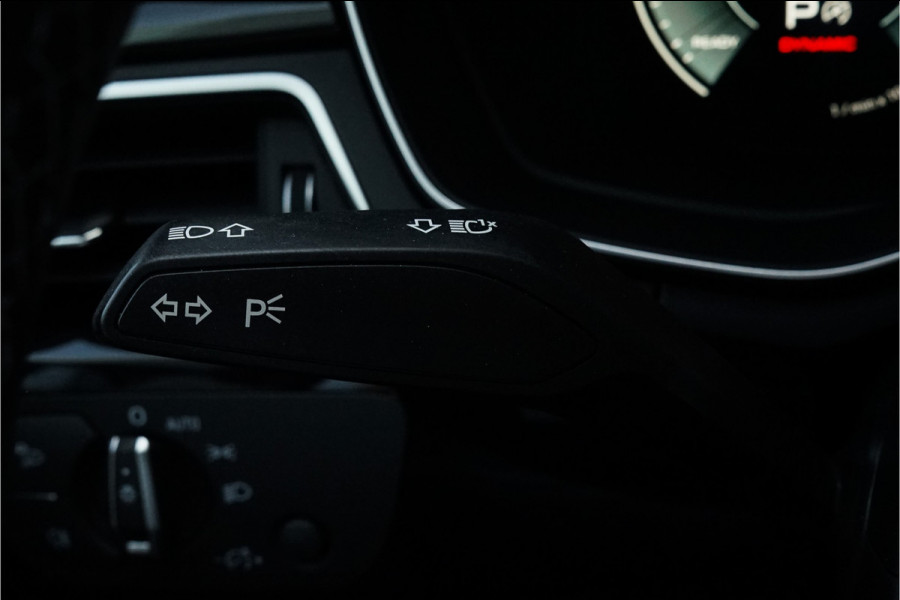 Audi A4 Avant 35 TFSI S Line 150PK Navi Camera Cruise ECC