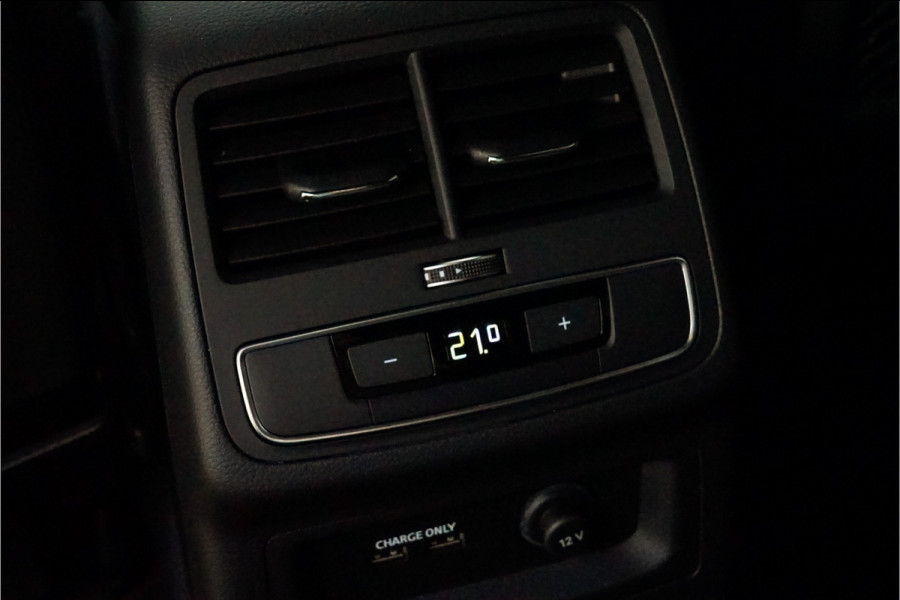 Audi A4 Avant 35 TFSI S Line 150PK Navi Camera Cruise ECC