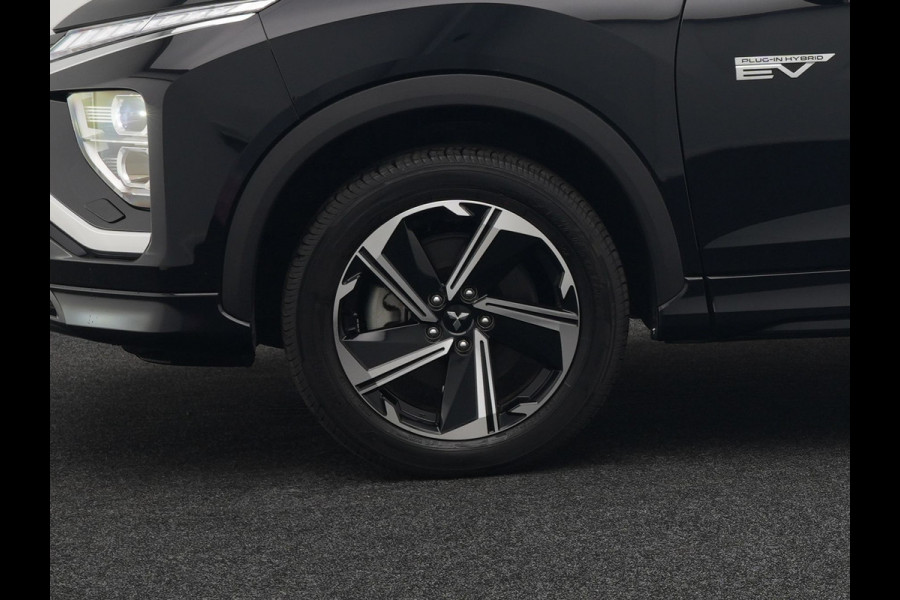 Mitsubishi Eclipse Cross 2.4 PHEV Business Executive Plug In Hybrid | Trekhaak | Adaptive Cruise | Dealer OH | 360 Camera | Alcantara Sportstoelen Verwarmd | Apple Carplay |