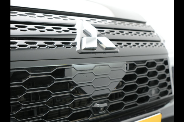 Mitsubishi Eclipse Cross 2.4 PHEV Business Executive Plug In Hybrid | Trekhaak | Adaptive Cruise | Dealer OH | 360 Camera | Alcantara Sportstoelen Verwarmd | Apple Carplay |