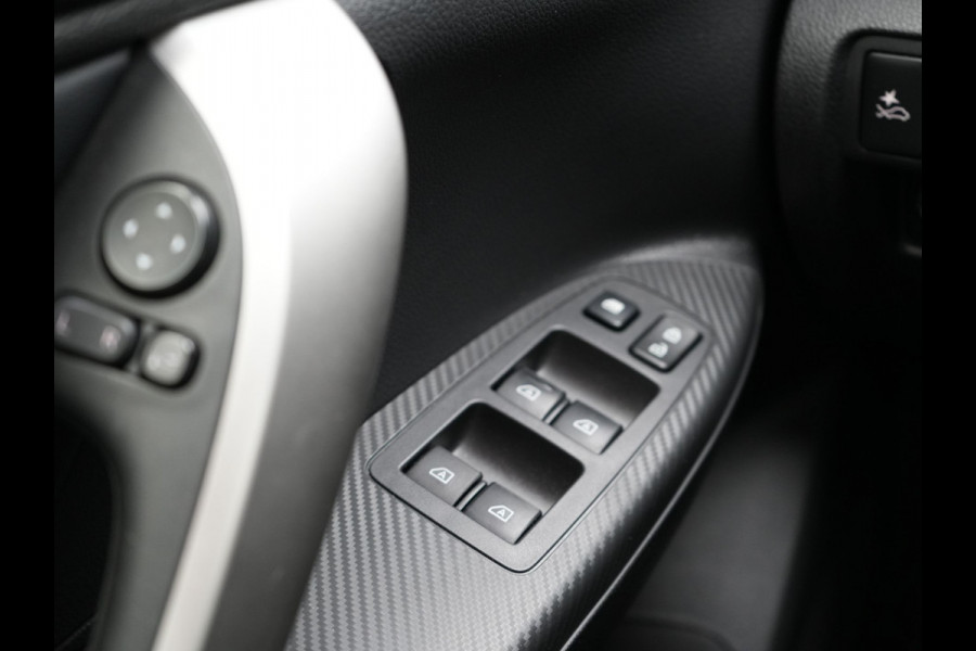 Mitsubishi Eclipse Cross 2.4 PHEV Business Executive Plug In Hybrid | Trekhaak | Adaptive Cruise | Dealer OH | 360 Camera | Alcantara Sportstoelen Verwarmd | Apple Carplay |
