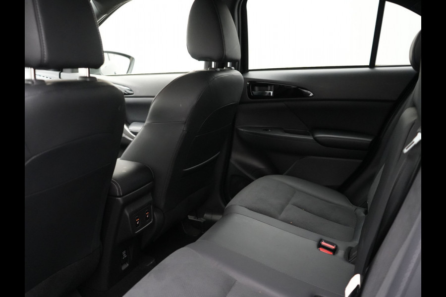 Mitsubishi Eclipse Cross 2.4 PHEV Business Executive Plug In Hybrid | Trekhaak | Adaptive Cruise | Dealer OH | 360 Camera | Alcantara Sportstoelen Verwarmd | Apple Carplay |
