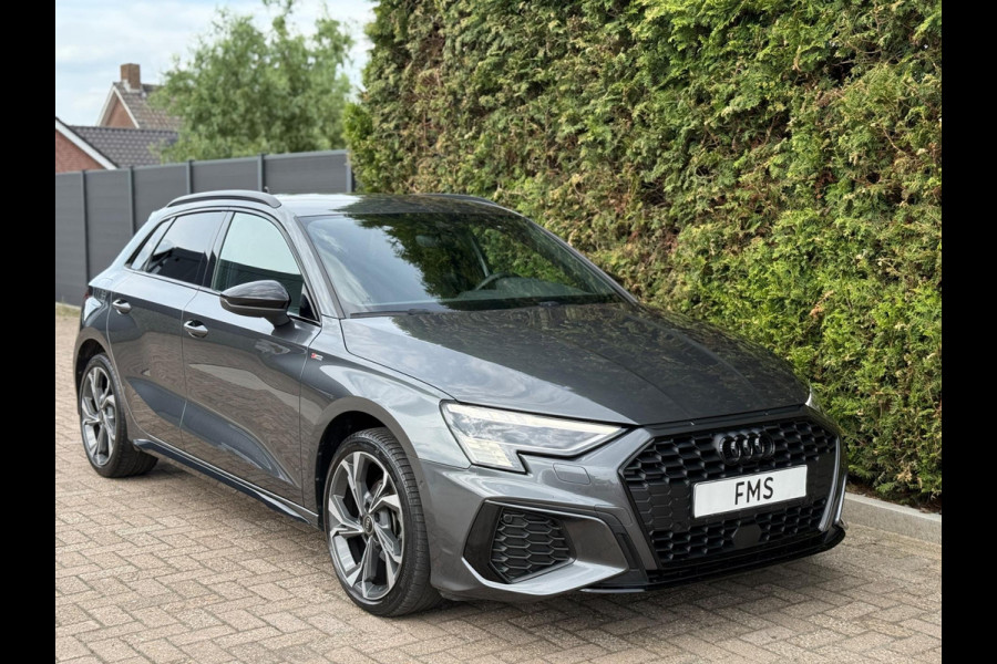 Audi A3 Sportback 35 TFSI 3x S-Line CarPlay Camera