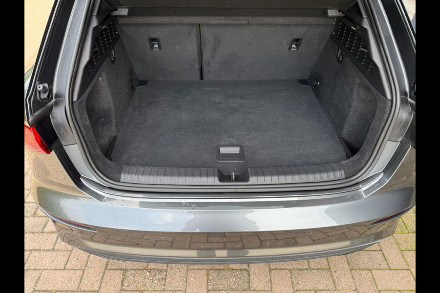 Audi A3 Sportback 35 TFSI 3x S-Line CarPlay Camera