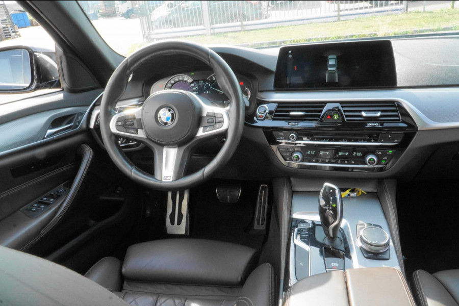 BMW 5 Serie 540i High Executive M-SPORT