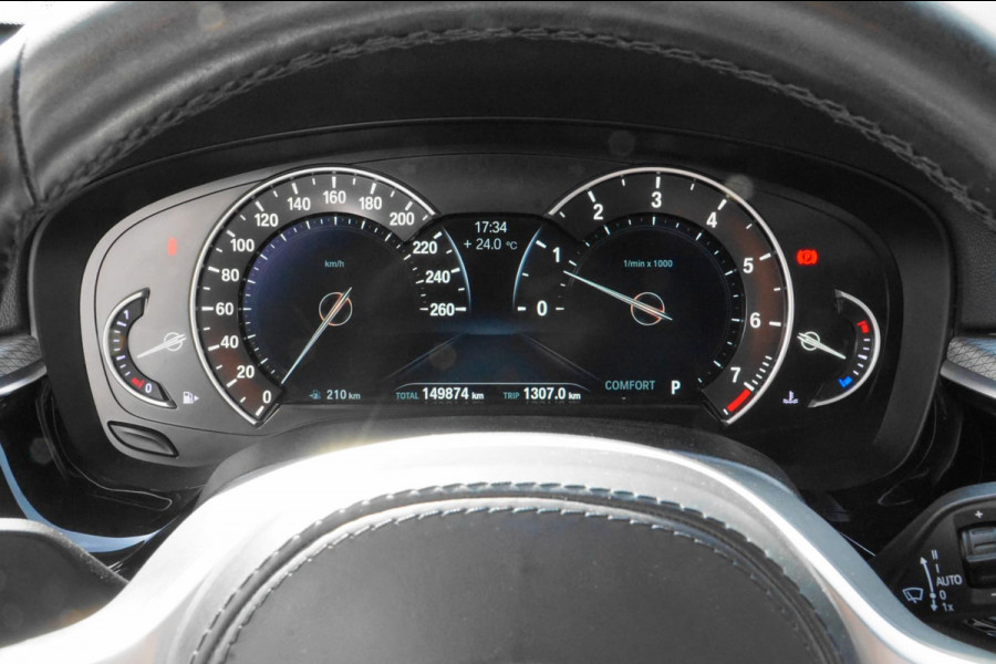 BMW 5 Serie 540i High Executive M-SPORT