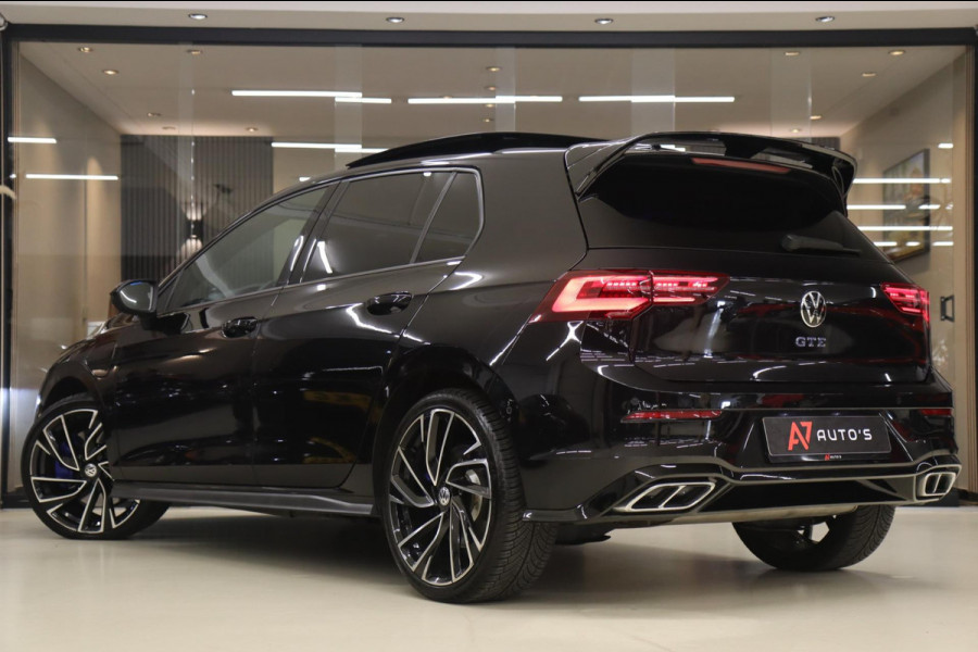 Volkswagen Golf 1.4 eHybrid GTE PANO/IQLIGHT/CAM/CARPLAY/STERHEMEL/VOL