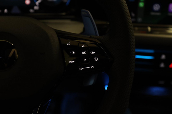 Volkswagen Golf 1.4 eHybrid GTE PANO/IQLIGHT/CAM/CARPLAY/STERHEMEL/VOL