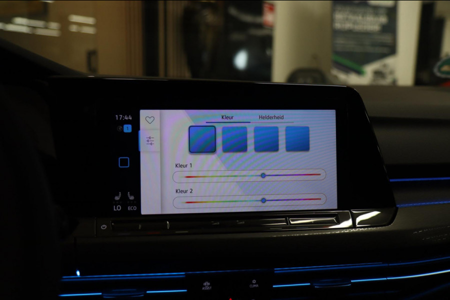 Volkswagen Golf 1.4 eHybrid GTE PANO/IQLIGHT/CAM/CARPLAY/STERHEMEL/VOL