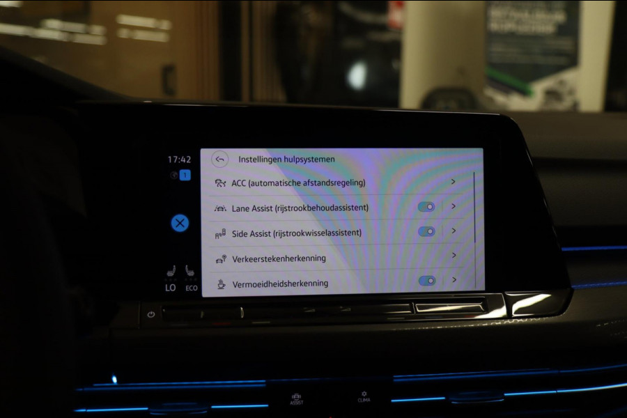 Volkswagen Golf 1.4 eHybrid GTE PANO/IQLIGHT/CAM/CARPLAY/STERHEMEL/VOL