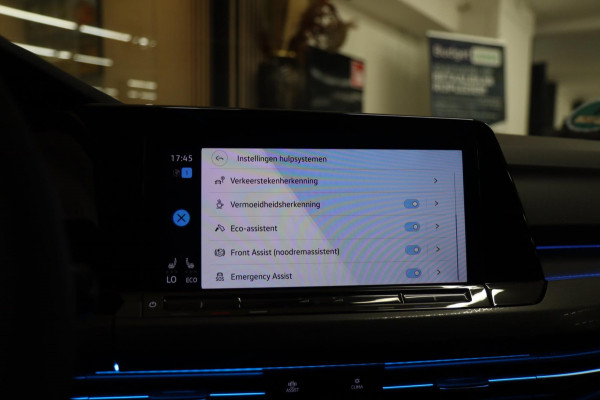 Volkswagen Golf 1.4 eHybrid GTE PANO/IQLIGHT/CAM/CARPLAY/STERHEMEL/VOL