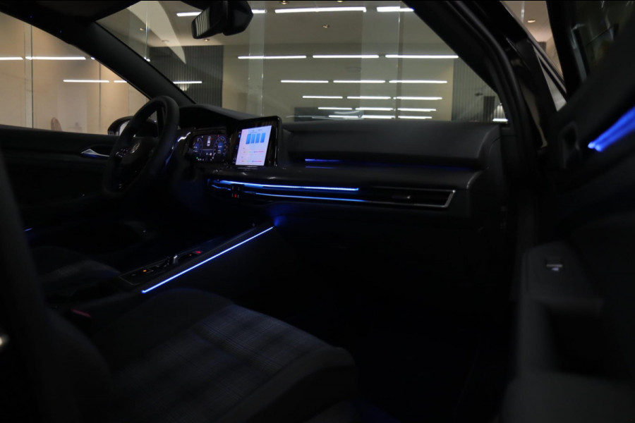 Volkswagen Golf 1.4 eHybrid GTE PANO/IQLIGHT/CAM/CARPLAY/STERHEMEL/VOL