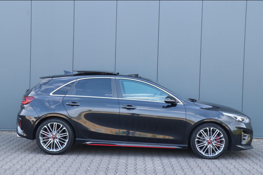 Kia Ceed 1.6 T-GDi GT | 200PK - PANO - UNIEK VOL!