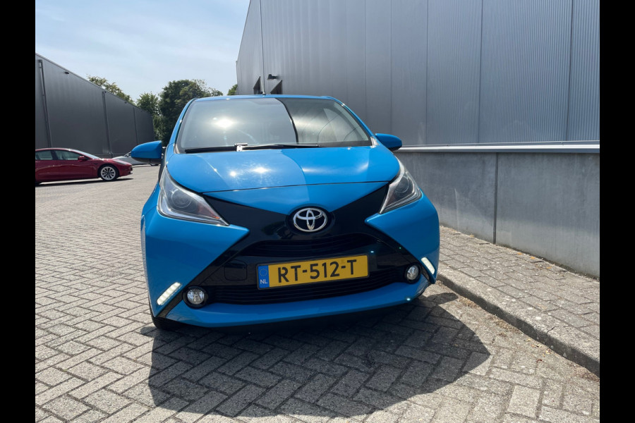 Toyota Aygo 1.0 VVT-i x-sport / Airco / Camera