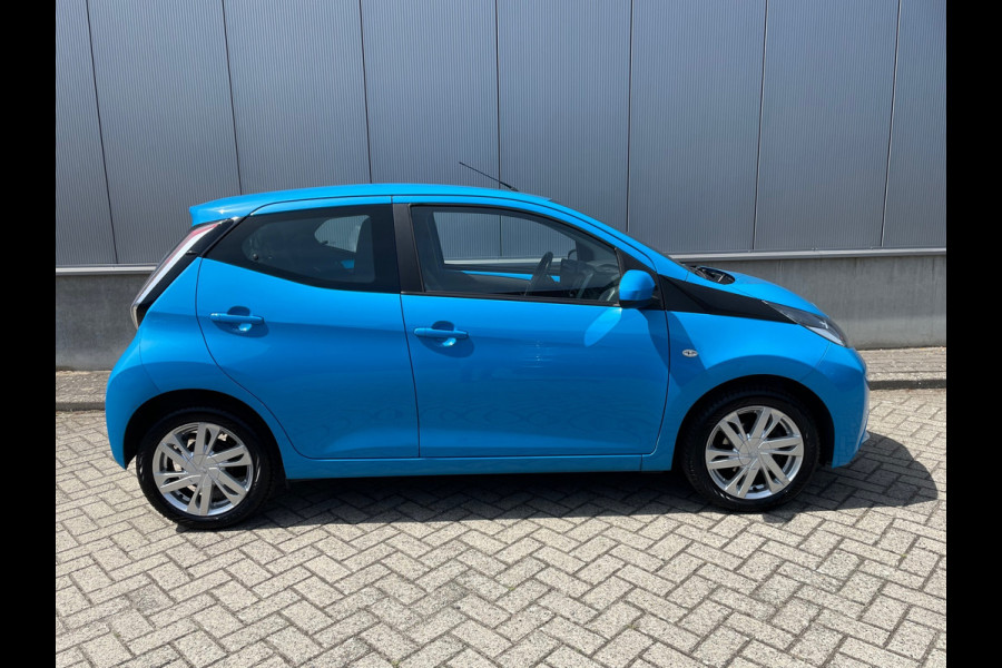 Toyota Aygo 1.0 VVT-i x-sport / Airco / Camera